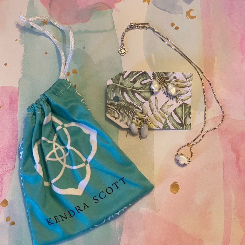 Kendra Scott Stud Dangle and Necklace Set in Silver and White